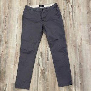 Abercrombie & Fitch gray chino pants size men’s 32x22 athletic skinny fit